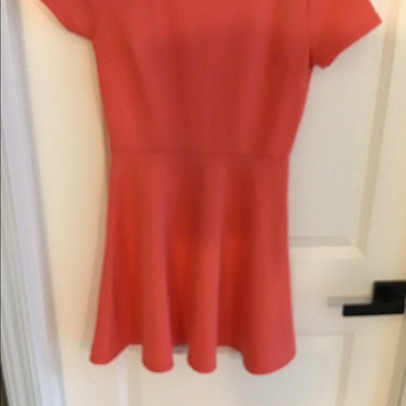 Forever 21 - Juniors - Coral S/S Dress - Sz Small - Picture 3 of 7